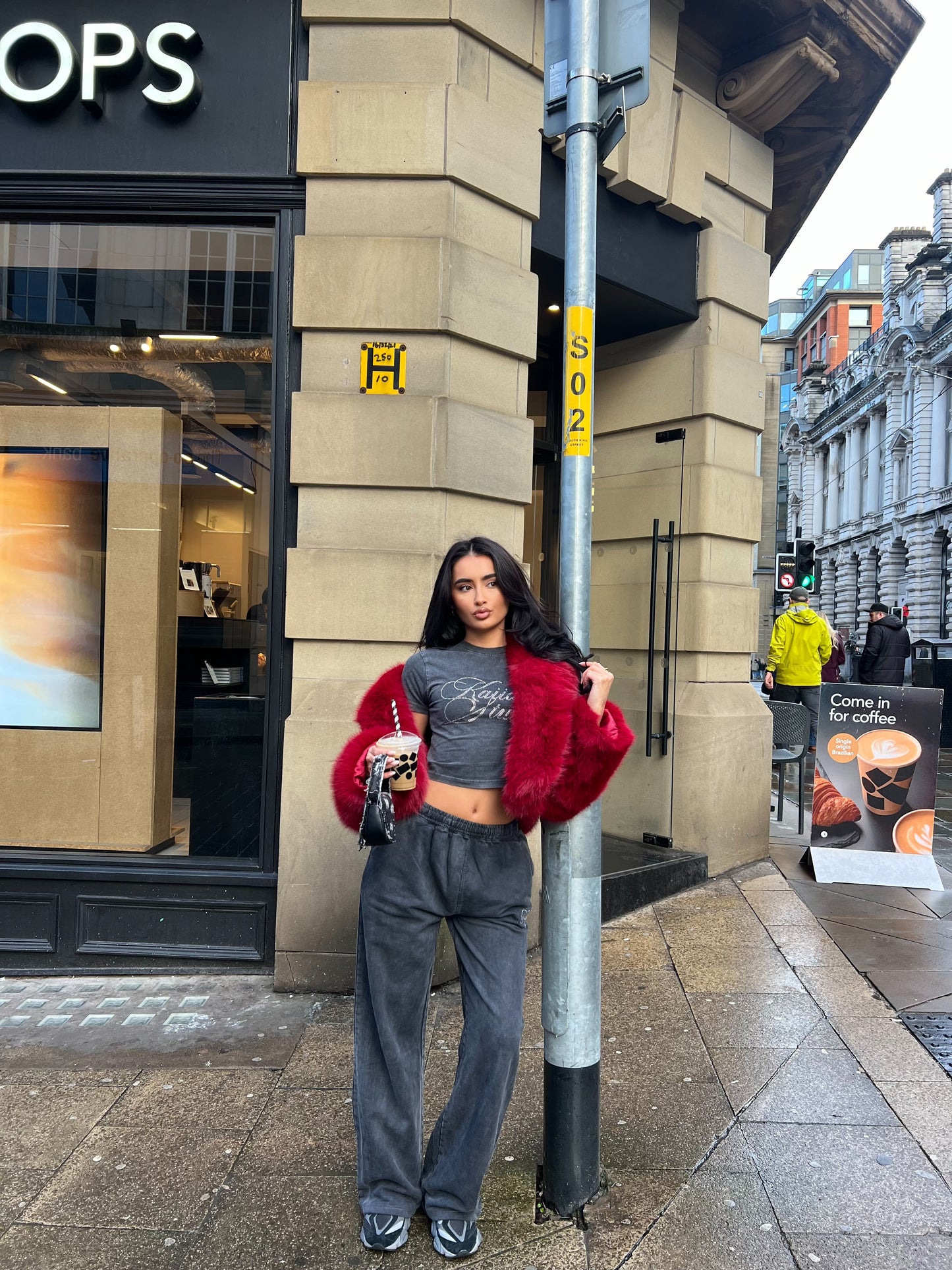 The ‘Lorena’ Luxury Faux Fur Coat Red