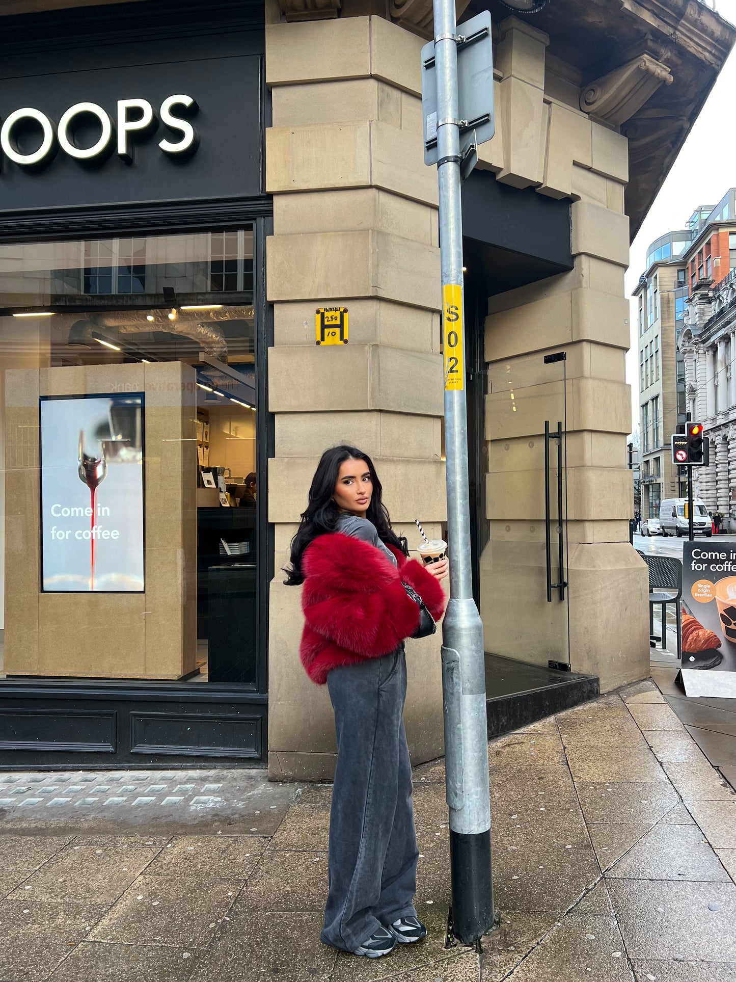 The ‘Lorena’ Luxury Faux Fur Coat Red