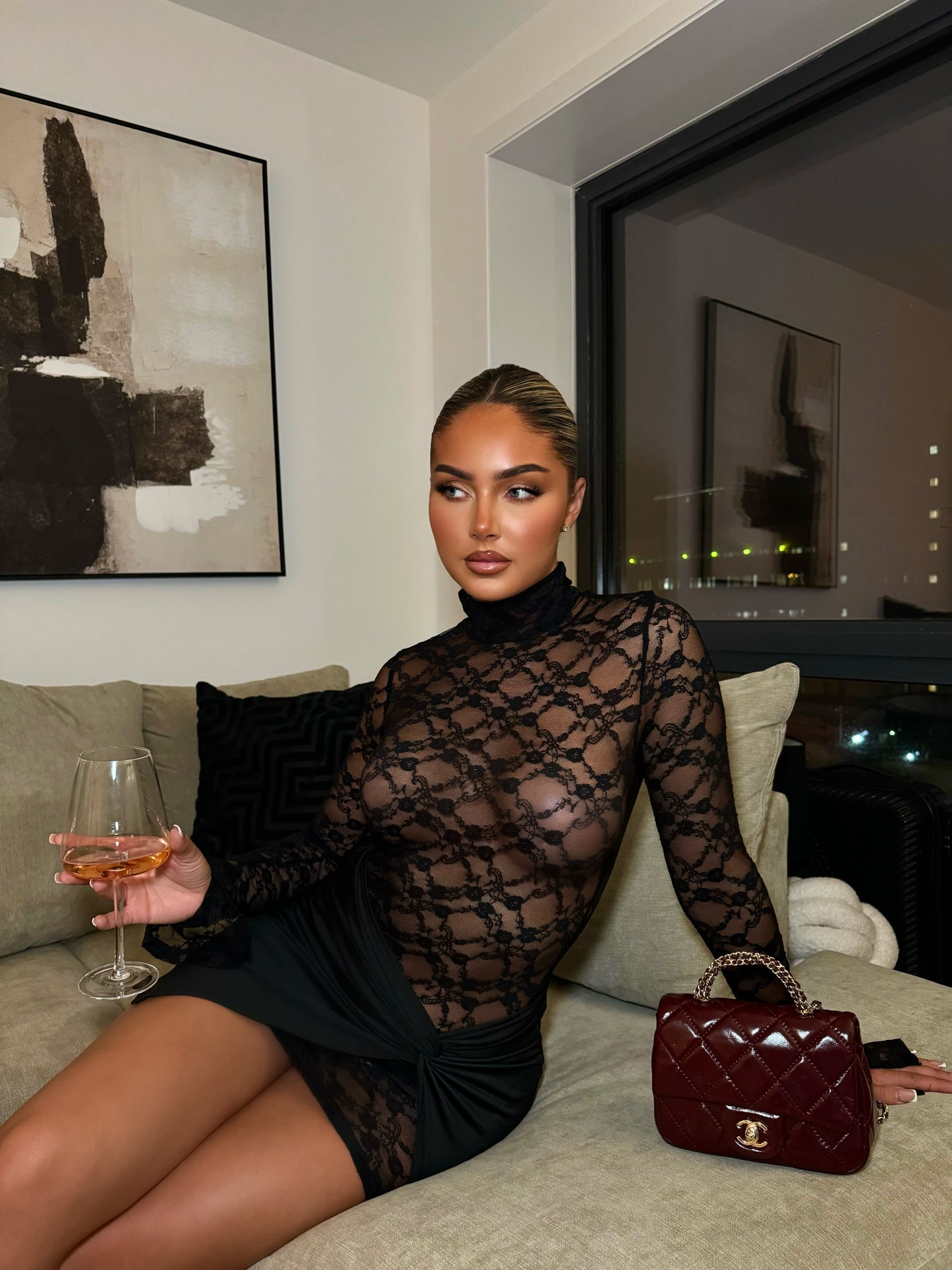 The ‘Liliana’ Lace Long Sleeve Dress