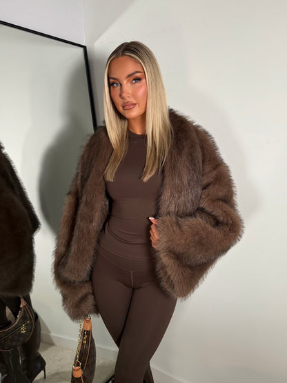 The ‘Aria’ Chocolate Brown Fur