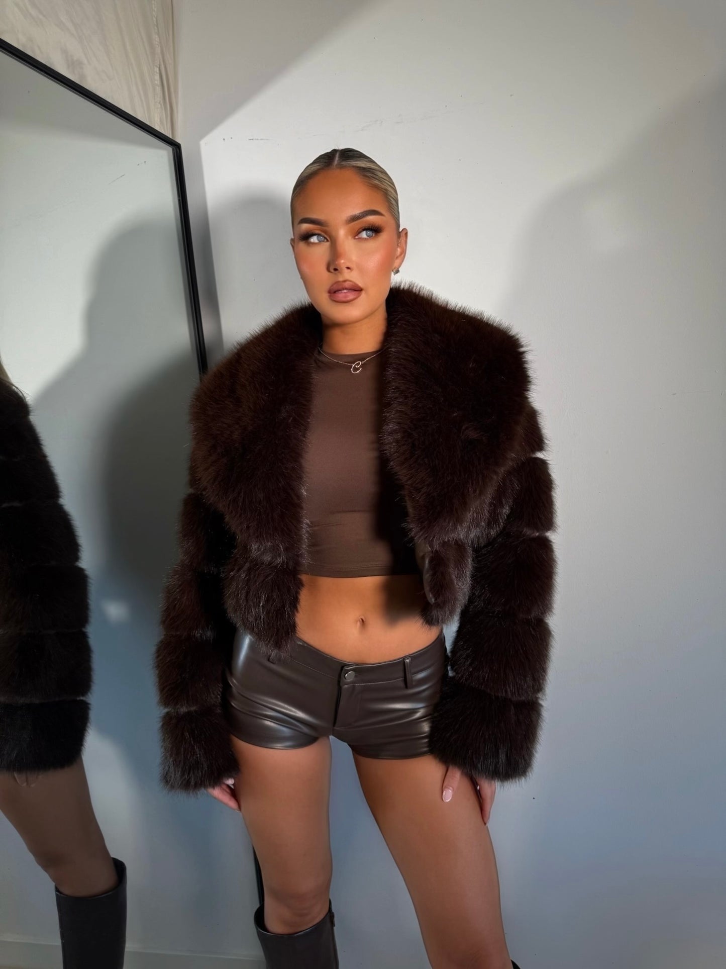 The ‘Lavella’ Cropped Luxury Faux Fur Coat Espresso Brown