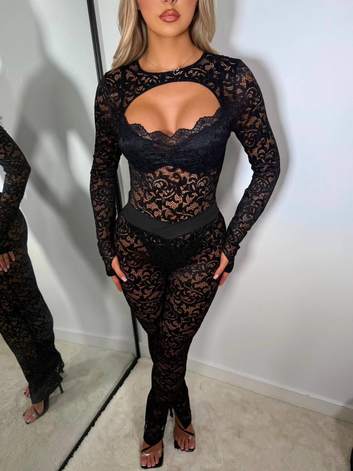 The ‘Missaya’ Black Lace Two Piece Set