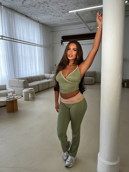 The ‘Anastasia’ Lounge Set Khaki