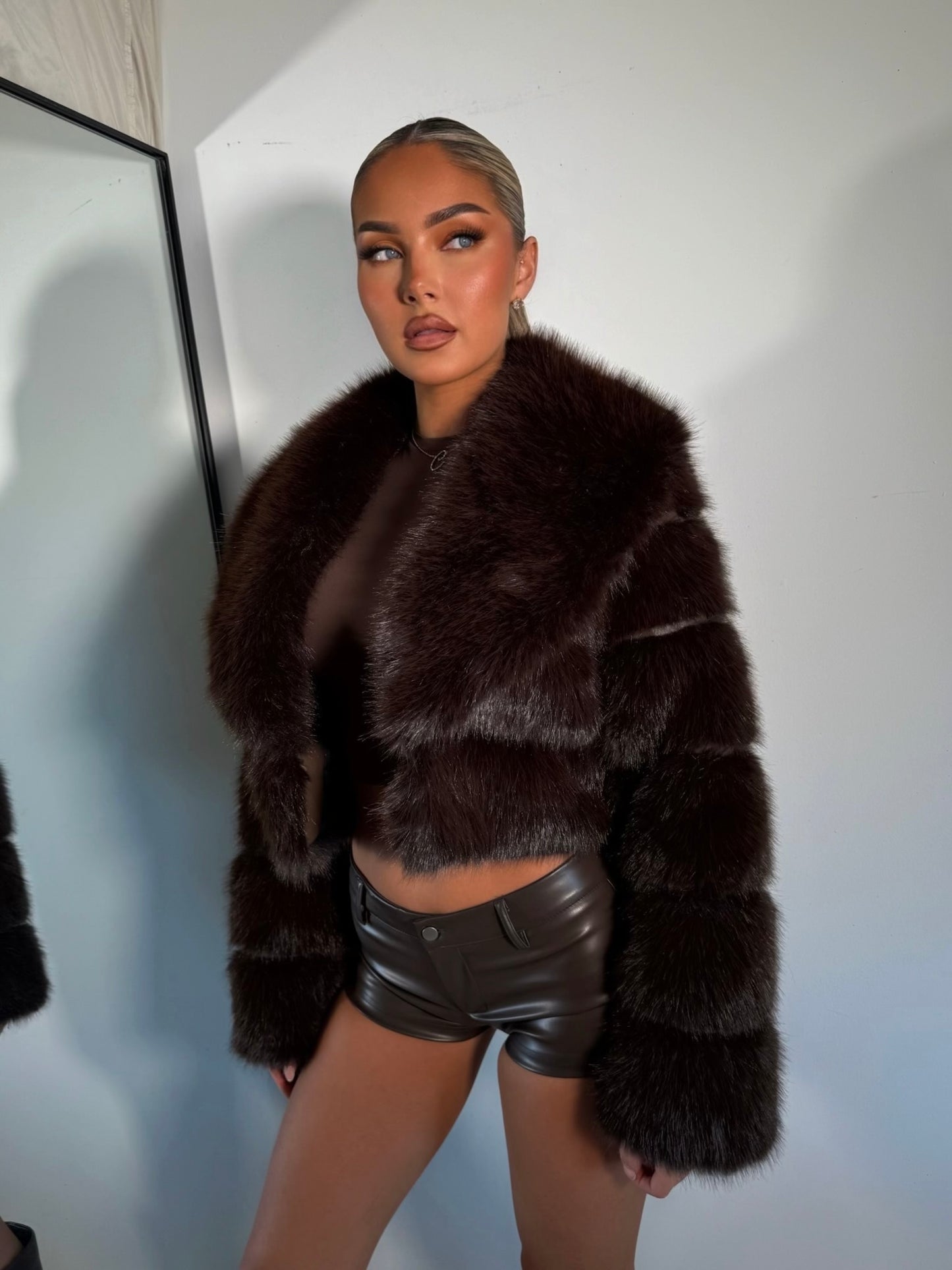The ‘Lavella’ Cropped Luxury Faux Fur Coat Espresso Brown
