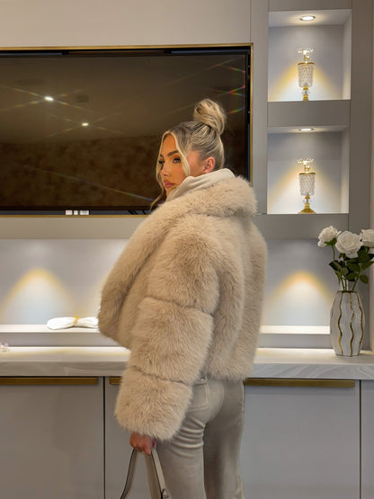 The ‘Lorena’ Luxury Faux Fur Coat Vanilla Cream