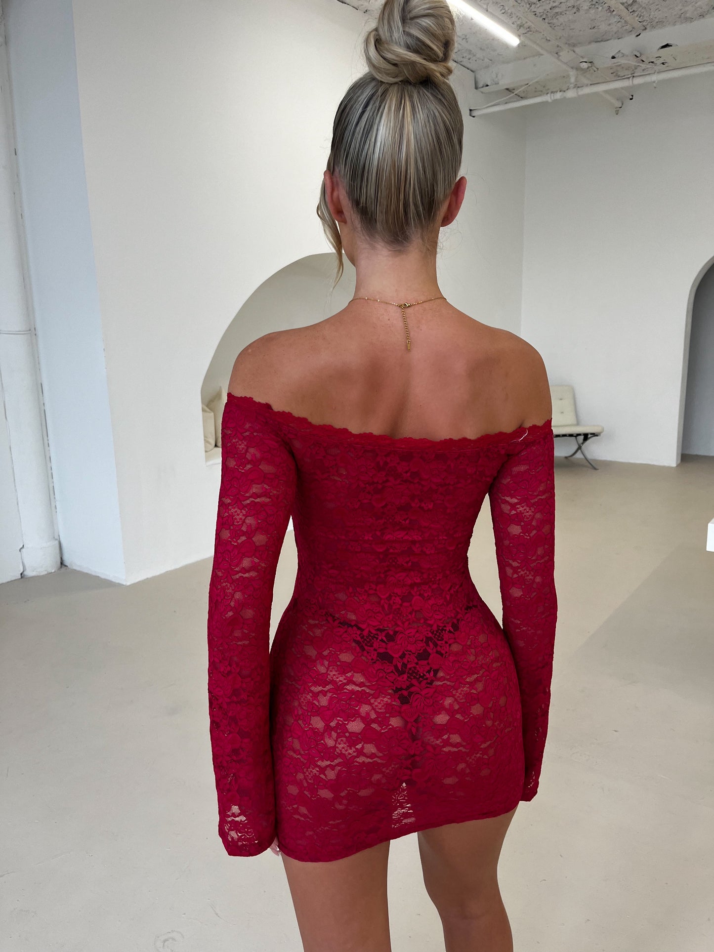 The ‘Lala’ Lace Dress Burgunday