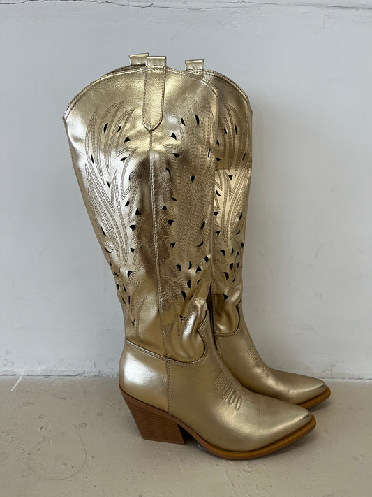 The ‘Brandy’ Cowboy Boots Gold