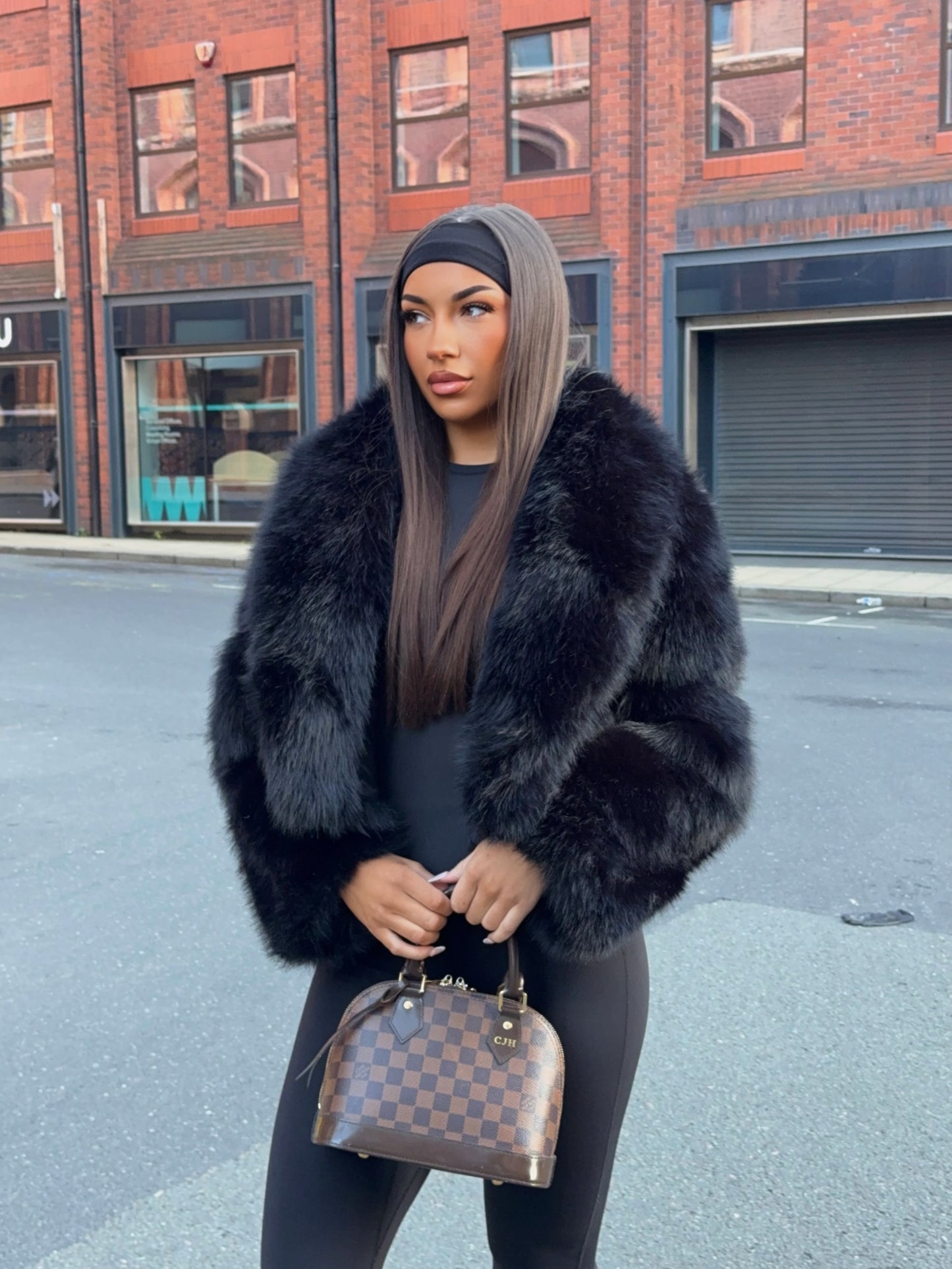 The ‘Lorena’ Luxury Faux Fur Coat Black
