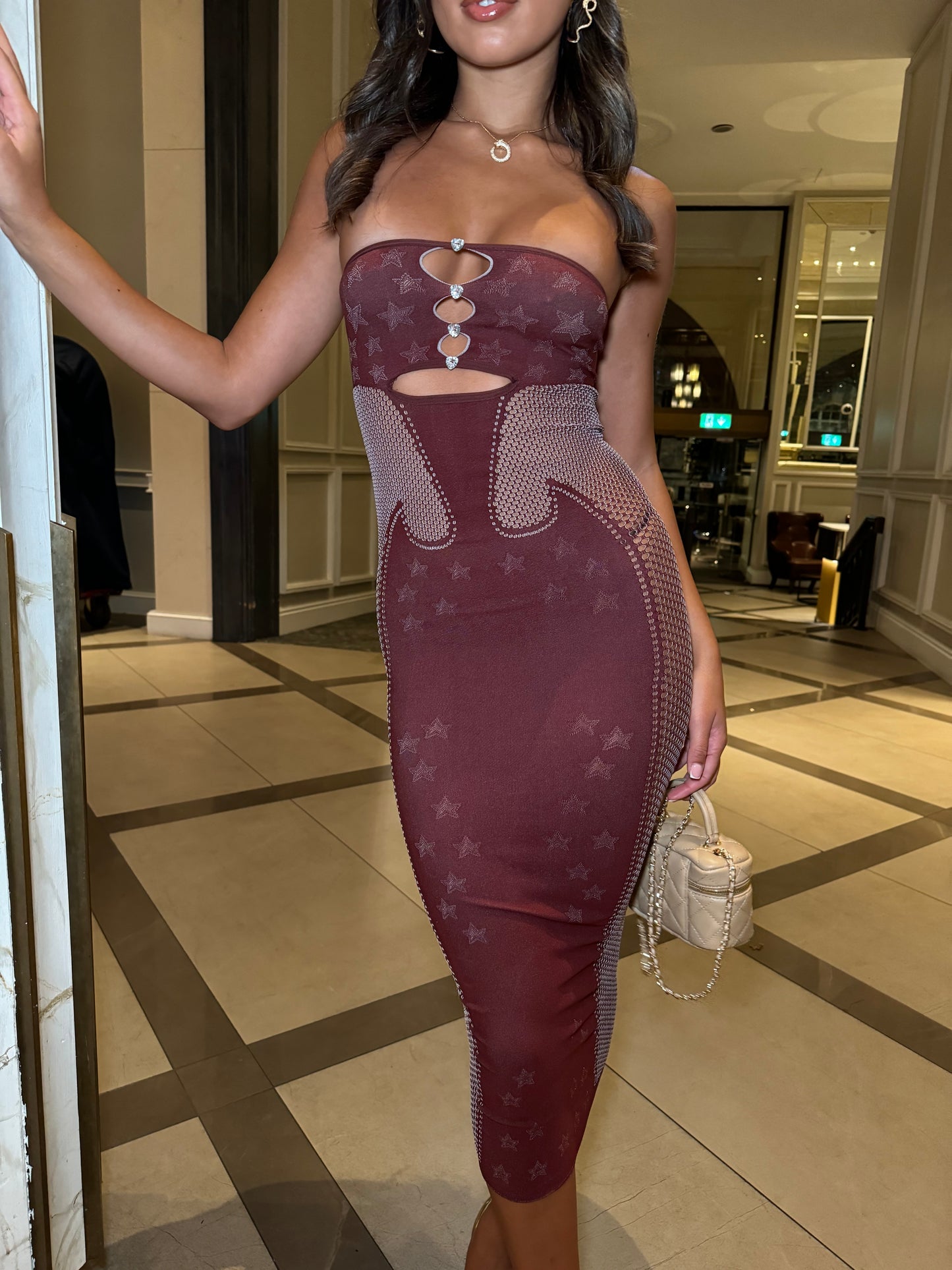 The ‘Ebony’ Bodycon Midi Dress Burgundy