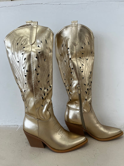 The ‘Brandy’ Cowboy Boots Gold