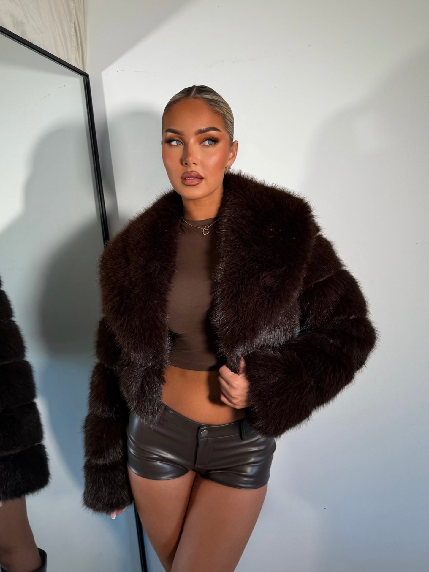 The ‘Lavella’ Cropped Luxury Faux Fur Coat Espresso Brown