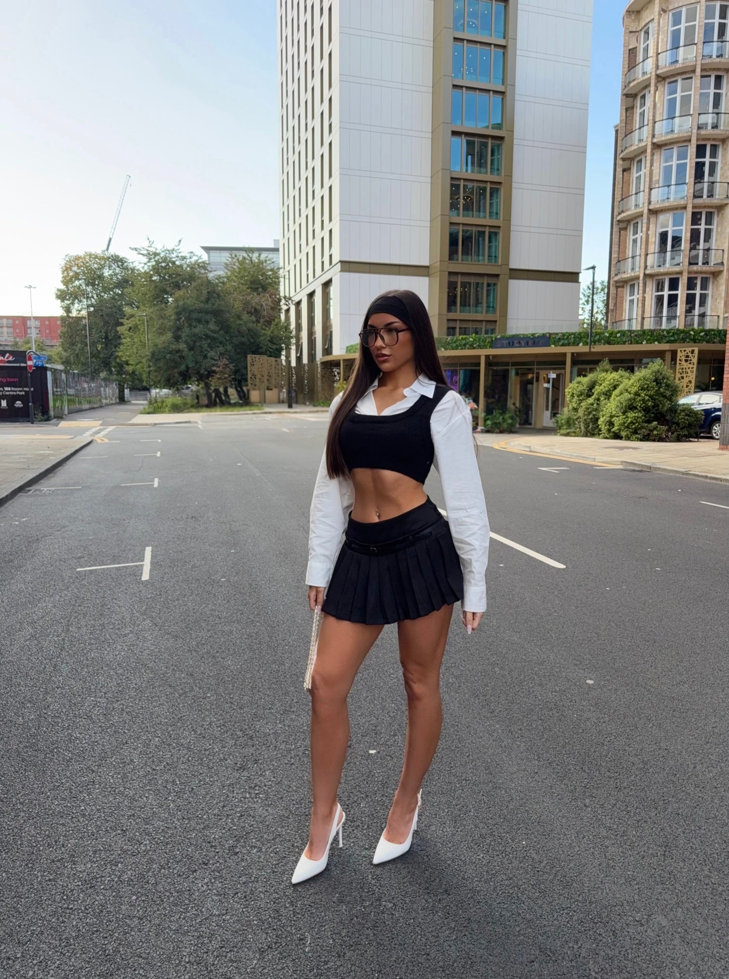 The ‘City Pleat’ Mini Skirt Black