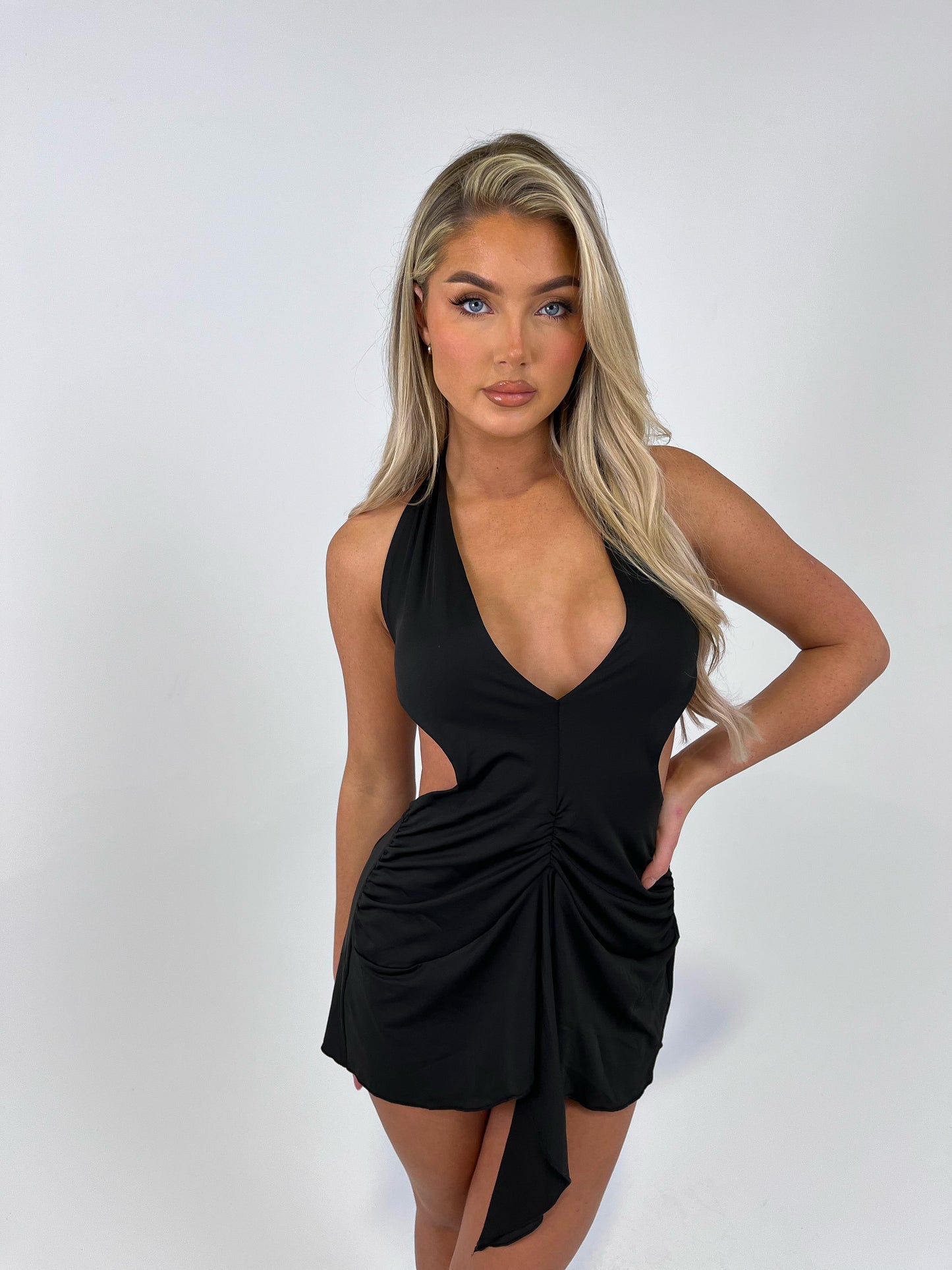 The ‘Malibu’ Black Dress